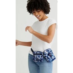 Vera Bradley Reactive Belt Bag Sling Rain Forest Canopy Crossbody Pack